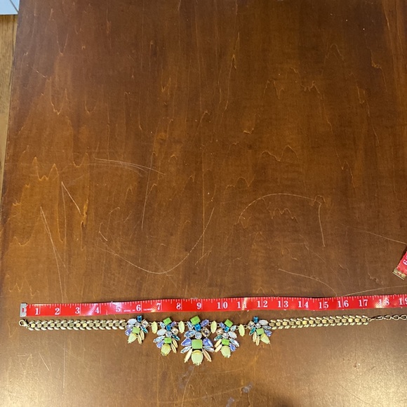 Stella & Dot Statement Necklace - Picture 6 of 9